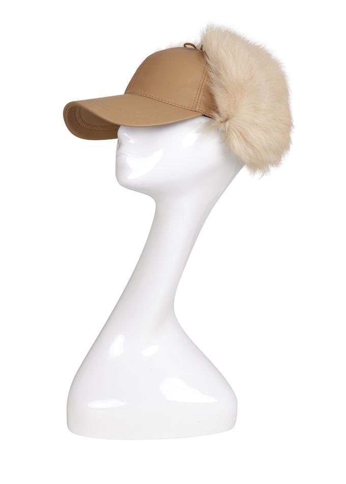 Caramel leather baseball cap with shearling detail on mannequin