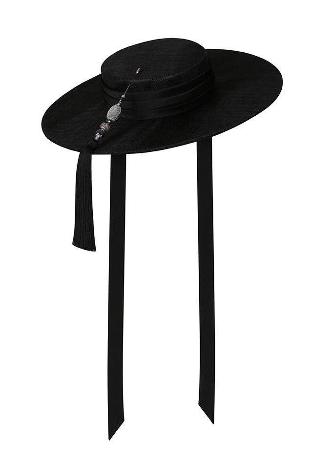 Lupita hat
