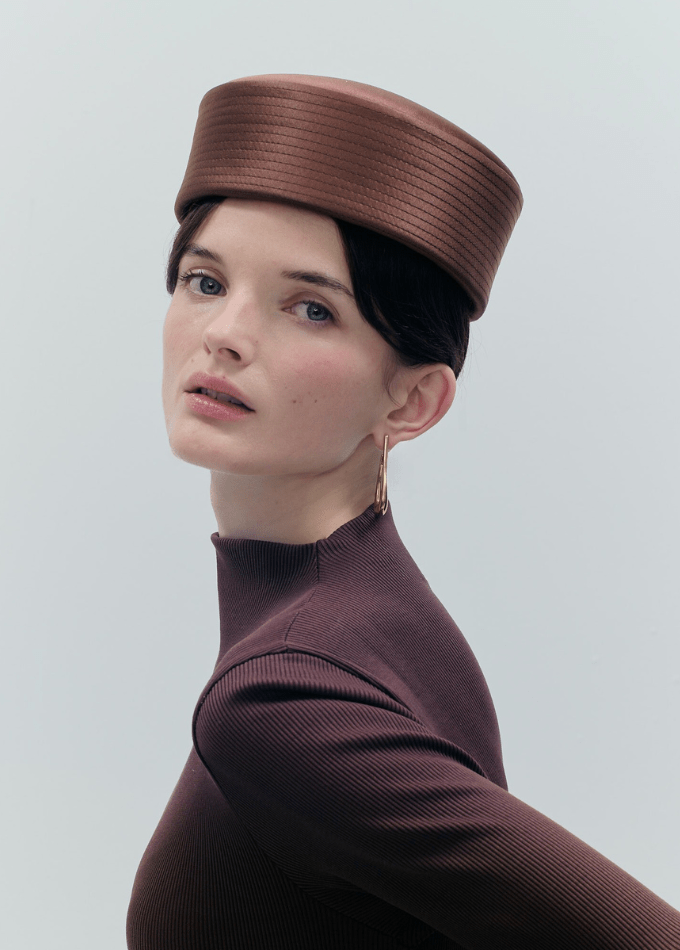 Model image of Amal silk pillbox hat in Havana brown
